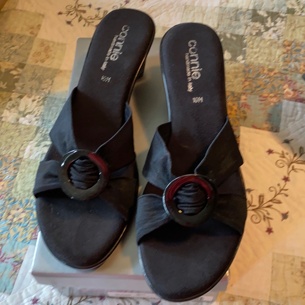 Connie handmade in Italy black stretch sandal